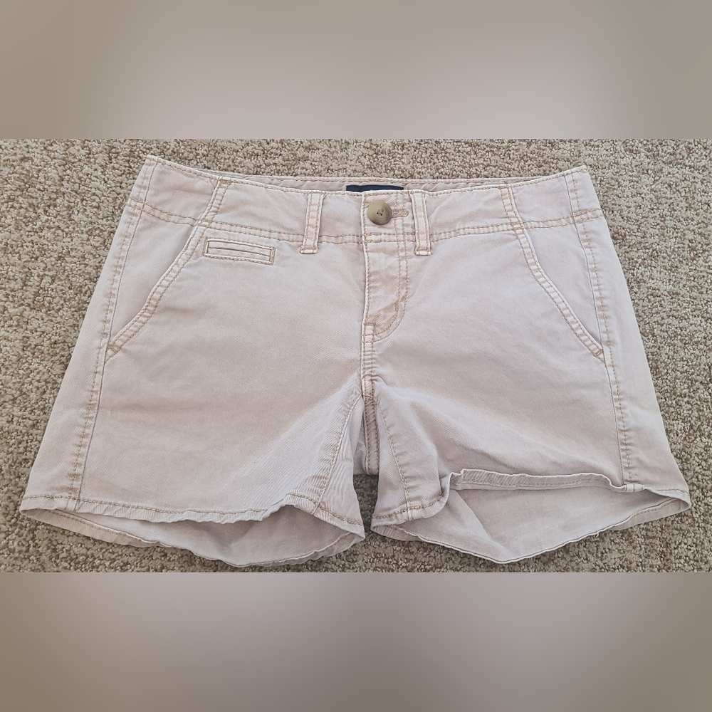 Gently Used American Eagle Khaki shorts
